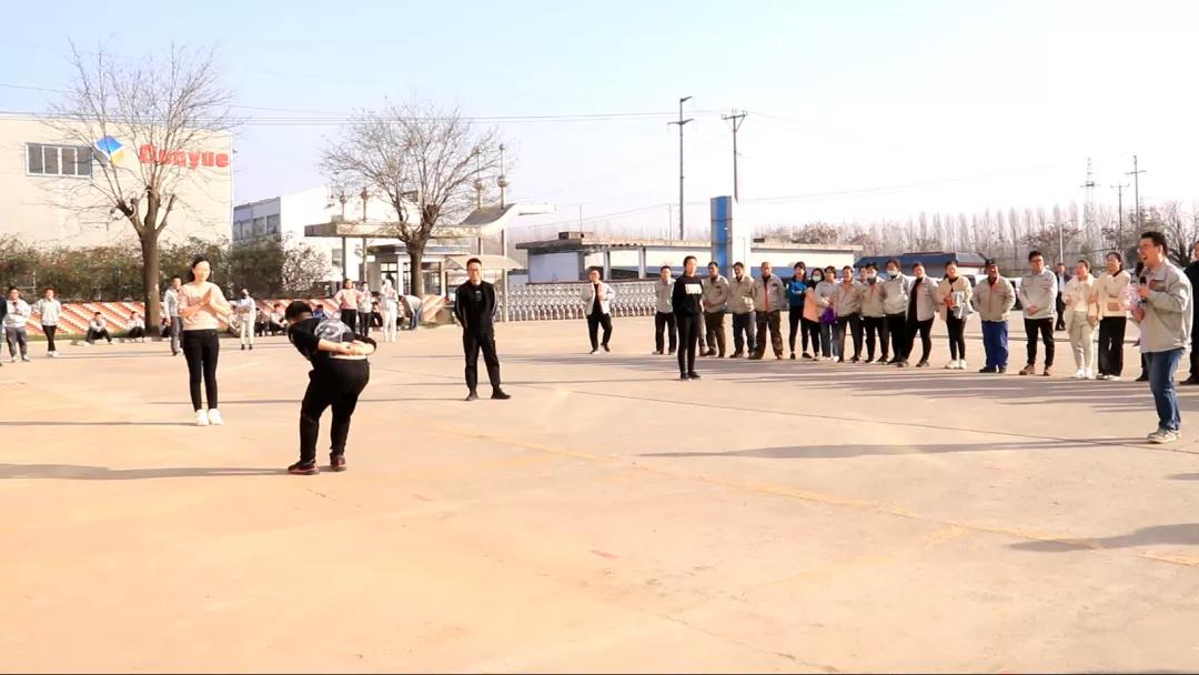 激情運(yùn)動，快樂工作——東岳機(jī)械股份舉辦第四屆趣味運(yùn)動會