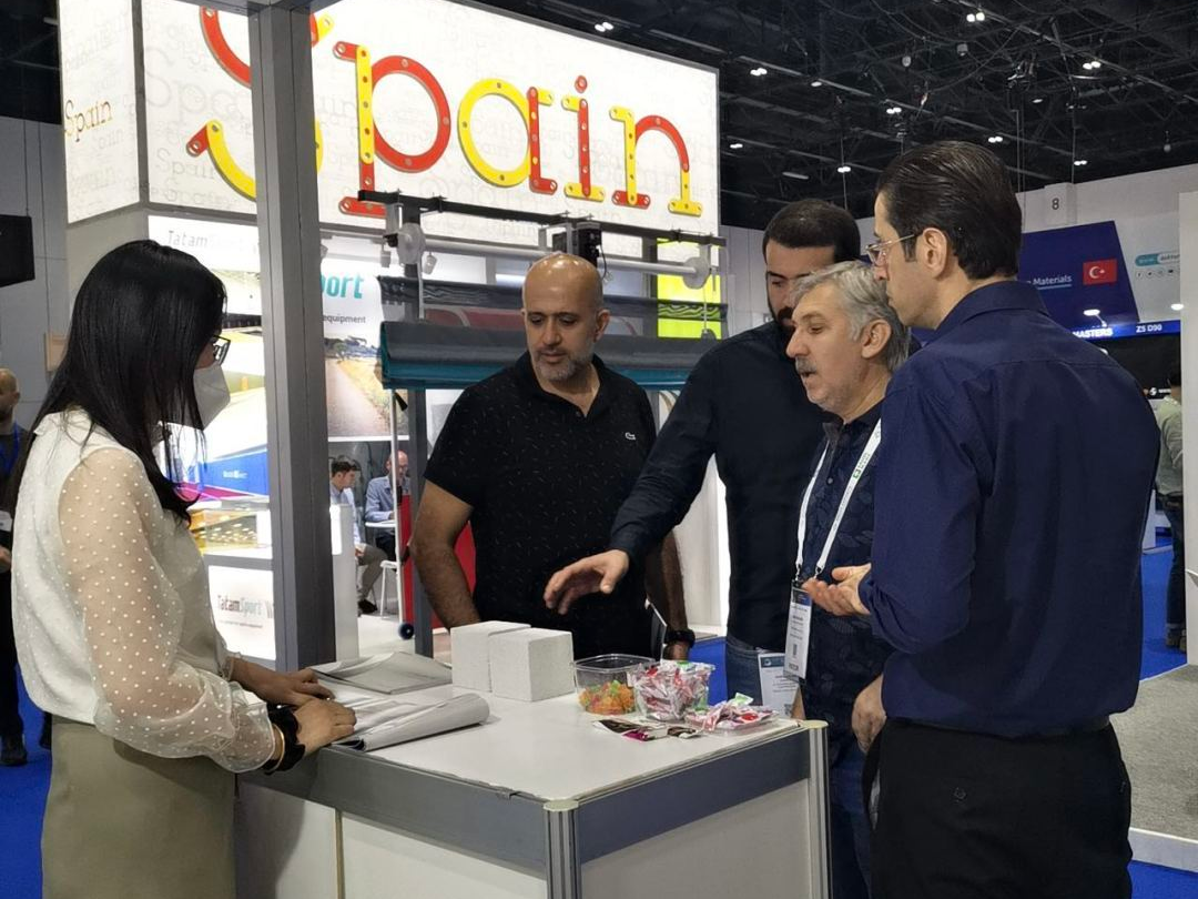 東岳機(jī)械赴迪拜參加THE BIG 5展覽會(huì)取得圓滿成功 東岳機(jī)械赴迪拜參加THE BIG 5展覽會(huì)取得圓滿成功